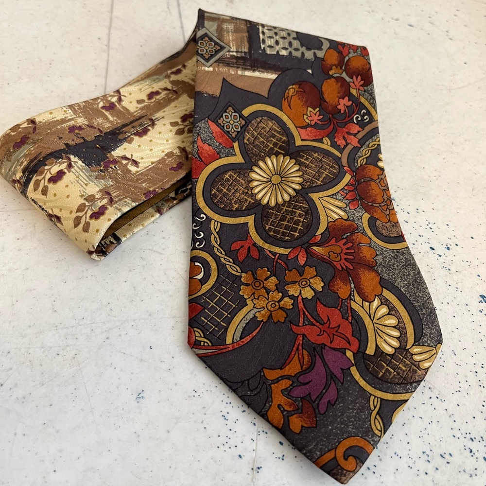 Beautifully exquisite neck tie